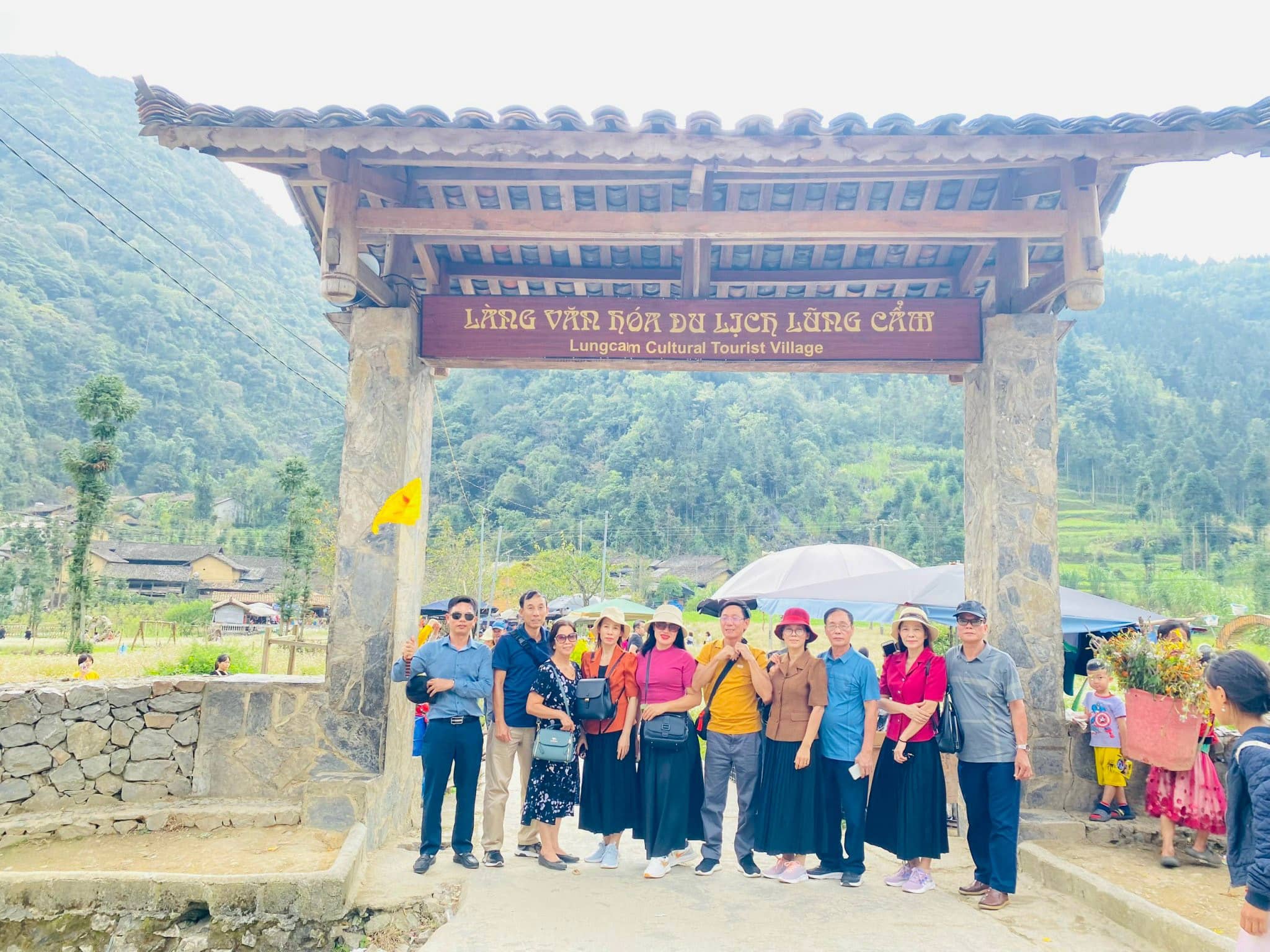 Làng Văn Hoá Lũng Cẩm, Hà Giang